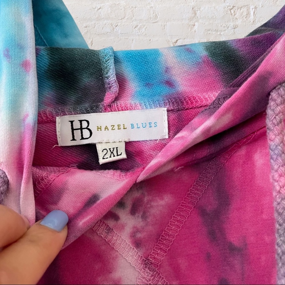 Tie Dye Sweatshirt - Picture 4 of 10